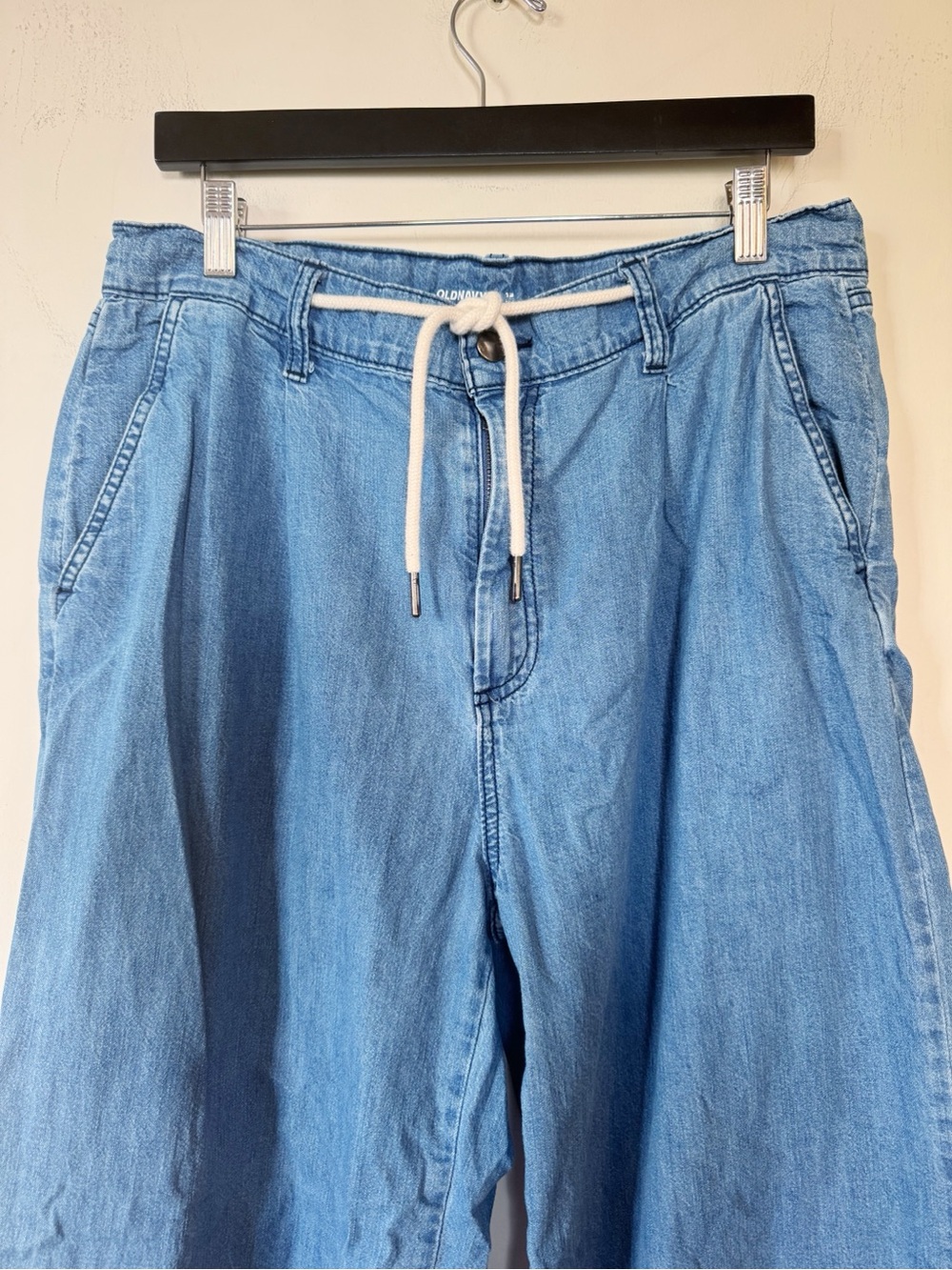Old Navy High Rise Drapey Drawcord Wide Leg Jeans 12 Tall - Picture 2 of 6